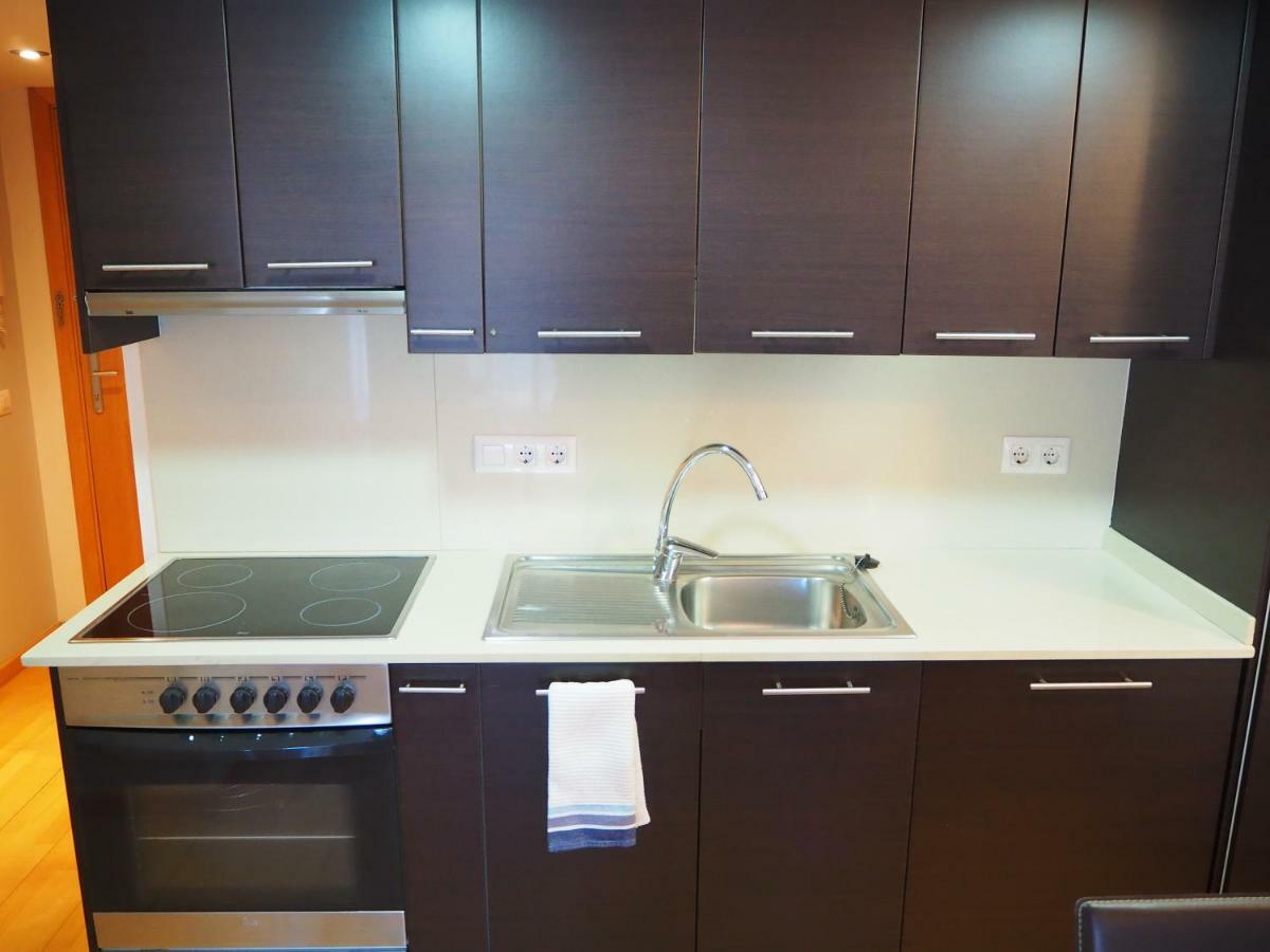 Апартаменты Apartamento Moderno Con Parking En Паламос Экстерьер фото